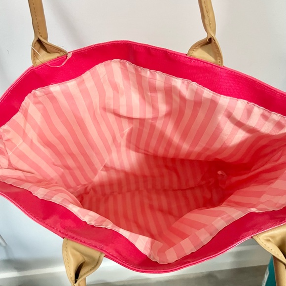 Large Victoria’s Secret tote - Picture 6 of 9